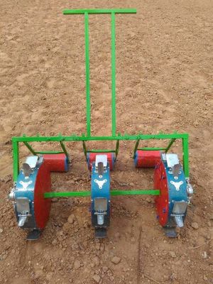 3 rijen die Hulpmiddelenmateriaal 3 bewerken Wielengroentezaad het Zaaien Machine